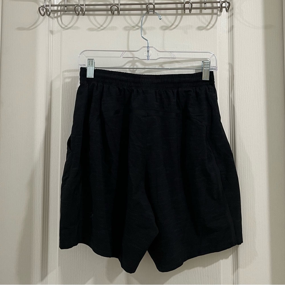 Black and gray lululemon shorts